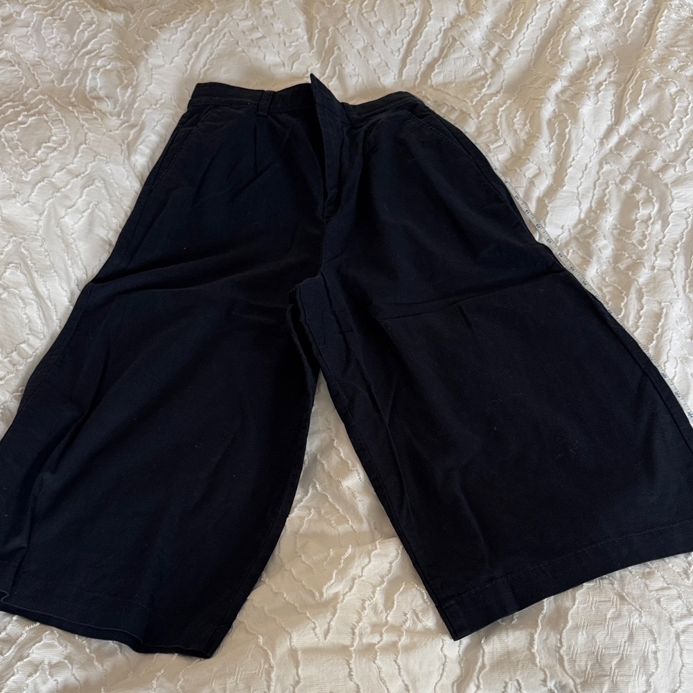 Uniqlo Blue Women's Capris